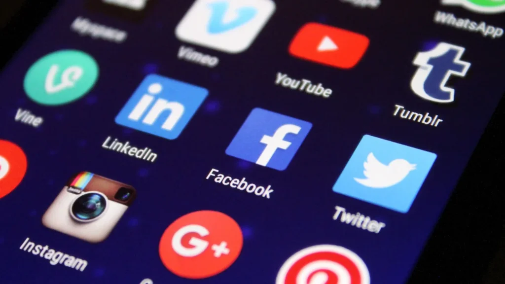 Facebook Ads no convierte: 10 causas antes de tocar el presupuesto