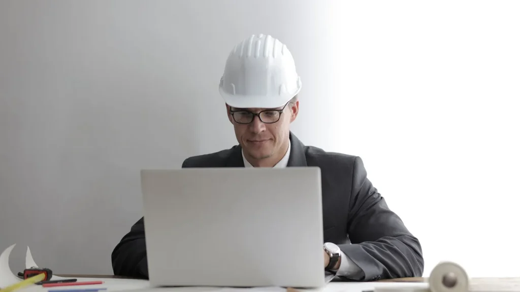 Gestión de proyectos para autónomos: un sistema simple para entregar a tiempo