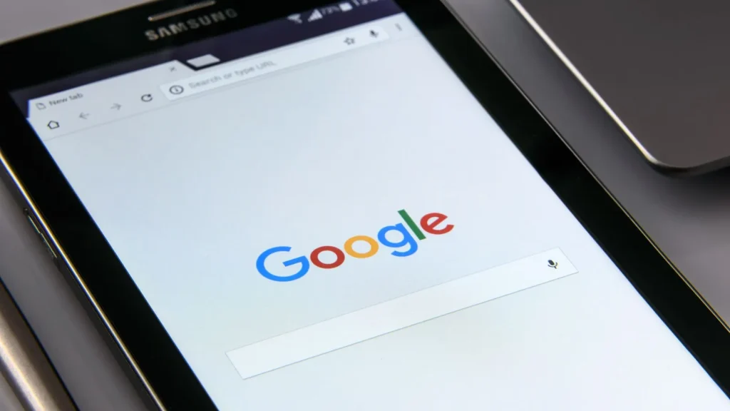 SEO vs Google Ads: diferencias, costes y cuándo usar cada canal